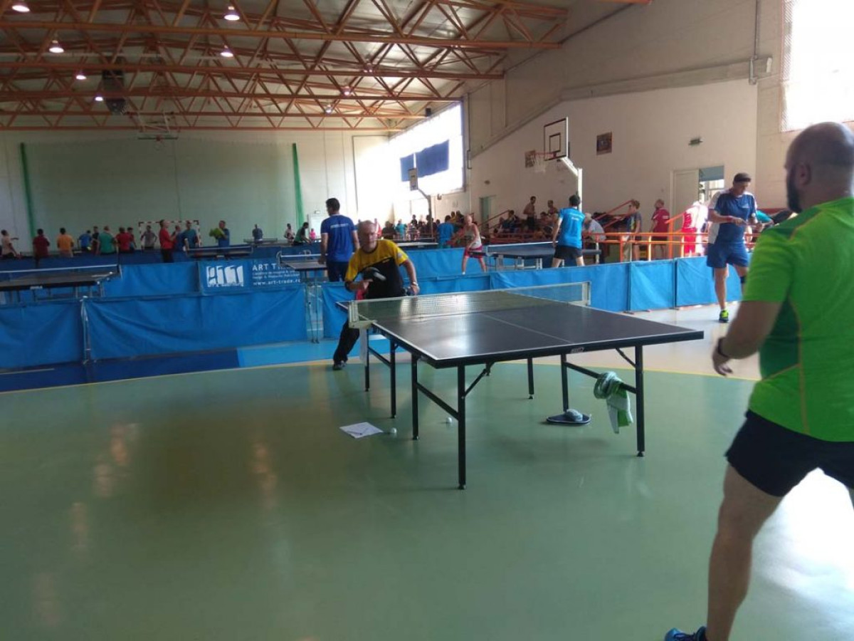 /storage/img/big_recikk-szaszregenben-asztaliteniszeztunk-cs-ping-pong-gheorgheni-14.jpg