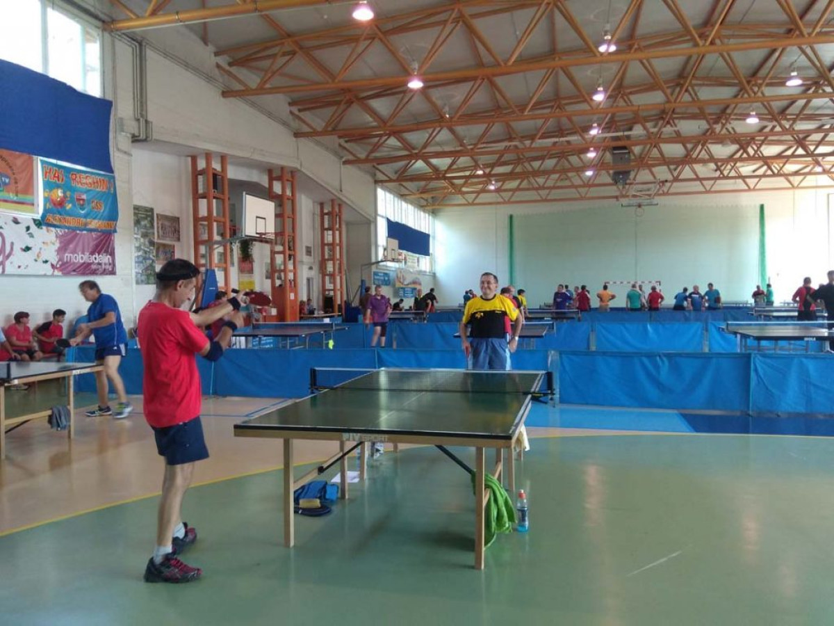 /storage/img/big_recikk-szaszregenben-asztaliteniszeztunk-cs-ping-pong-gheorgheni-16.jpg