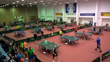 Besztercén asztaliteniszeztünk!