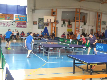 Keresztes Zoltán országos amatőr asztalitenisz versenyen nyert első helyet!